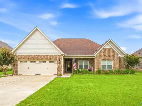 22817 Ledges Dr, Athens, AL 35613