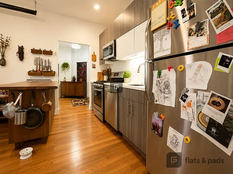 1689 Carroll St #1F — Photo 6