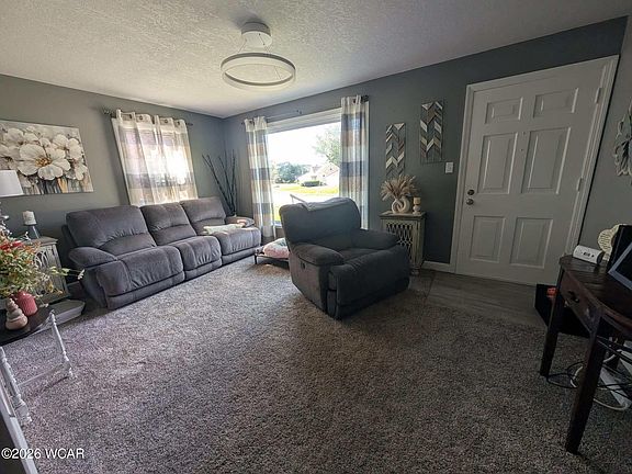 3rd image of 2219 Wales Ave