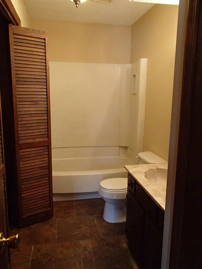 12 N Pindwood — Photo 3