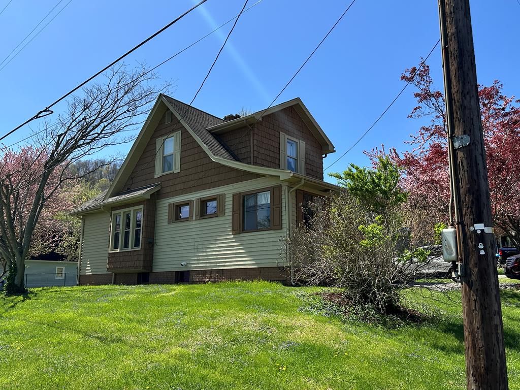 Real estate listing image