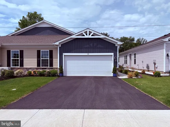 124 Delhaas Cir, Bristol, PA 19007