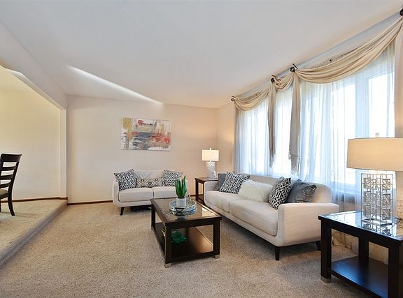 3rd image of 13544 Glen Eagle Ct