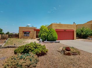 7507 Kachina Loop, Santa Fe, NM 87507