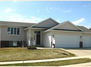 5576 51st St NW, Rochester, MN 55901