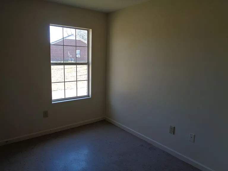 1475 Hadorn Rd — Photo 10