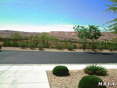 Front View of Flat Top Mesa
