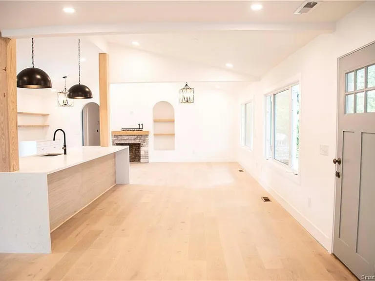 11 Fairmount Dr — Photo 7