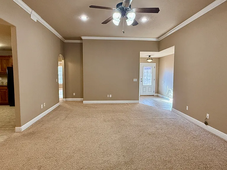 11 Kendal Dr — Photo 5