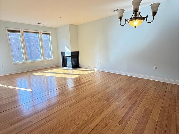 3rd image of 10205 Wincopin Cir Unit 302