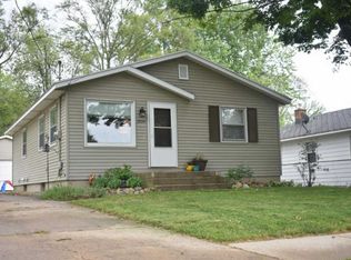 3724 Illinois Ave SW, Wyoming, MI 49509