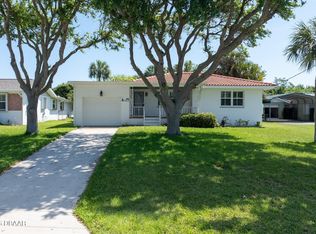 2825 Gladys Ter, Daytona Beach, FL 32118