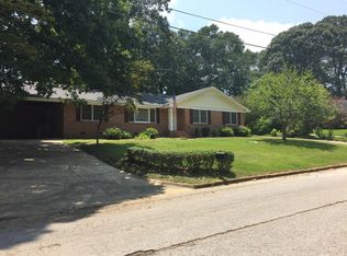 4207 Hillsboro Dr, Tuscaloosa, AL 35404