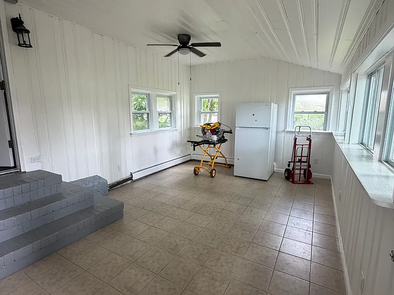 1016 Valley Rd #1 — Photo 7