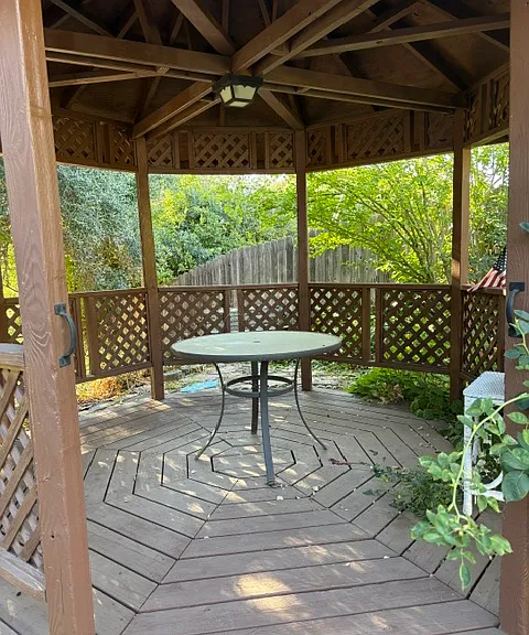 7969 Glenbar Way — Photo 20