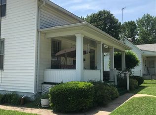 1002 Iowa St, Louisiana, MO 63353