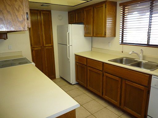 5th image of 3031 N Civic Center Plz Unit 302