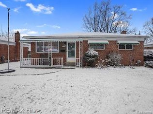 25059 Roan Ave, Warren, MI 48089