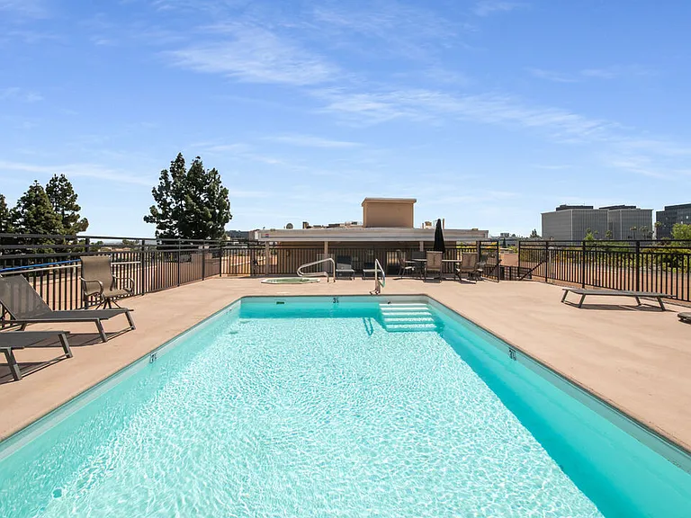 200 N Almont Dr #302 — Photo 26