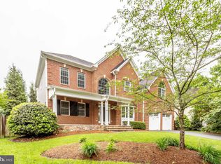 8507 Loraine Ave, Alexandria, VA 22308