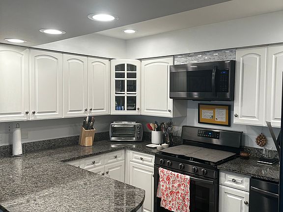 Kitchen with appliances bought in 2020