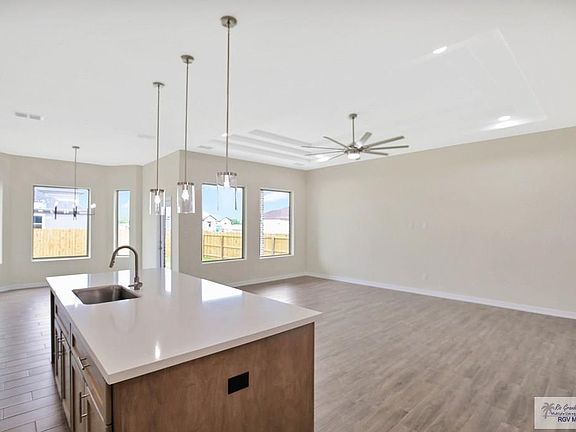 4th image of 1829 Stirrup Cir