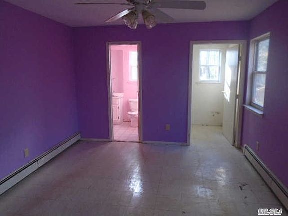 2nd image of 10 Saint Margarets Blvd