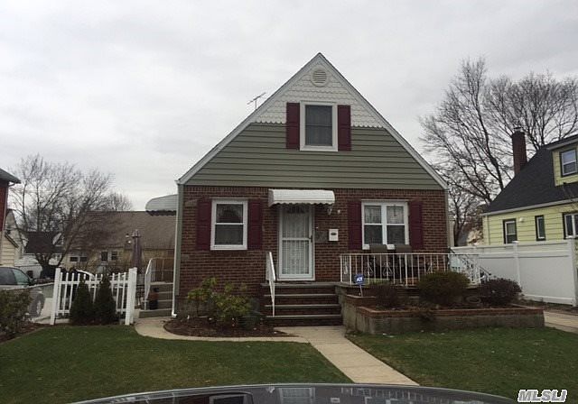 1st image of 500 Cedar St