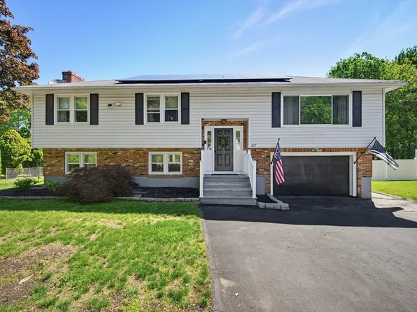 217 Congress St, Milford, MA 01757