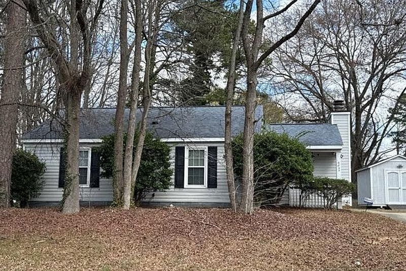 1st image of 6845 N Ridge Ct