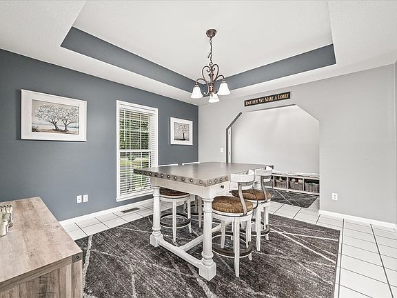 5th image of 709 Forest Dr