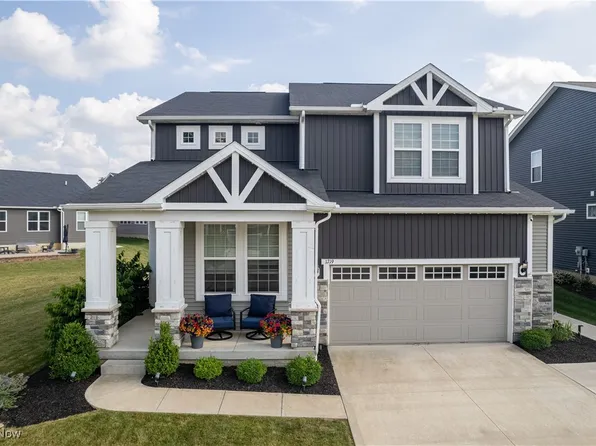 1719 Cobham Ln, Wadsworth, OH 44281