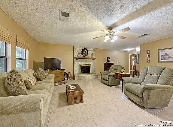 4th image of 6319 Mustang Point Dr
