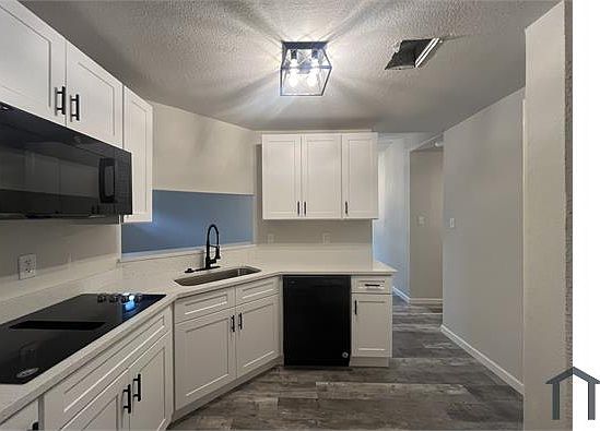 5th image of 4007 Sunrise Creek Dr