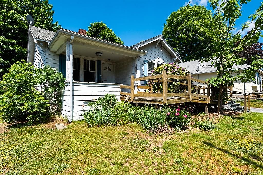 76 Clark Ln, Waterford, CT 06385 Zillow