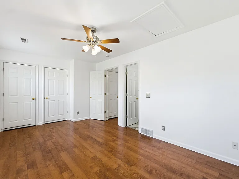 622 N Royal Troon Way — Photo 17