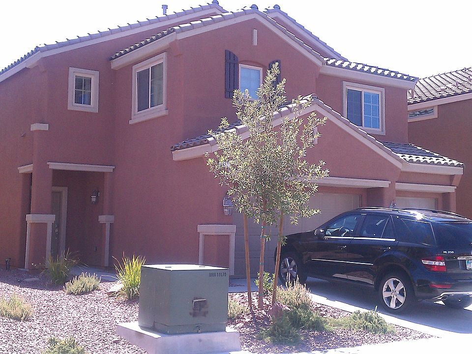 1st image of 4852 Blue Rose St