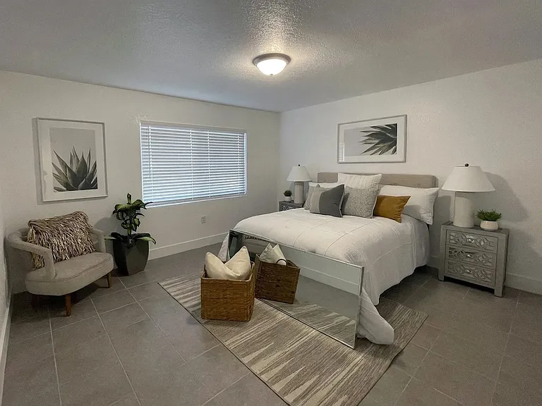 Serenity Lake Apartments — Photo 30