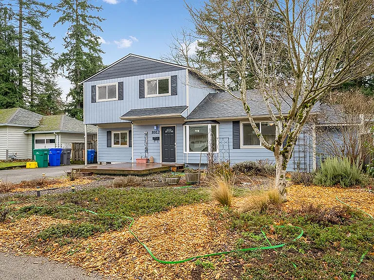 8912 NE Russell St — Photo 25