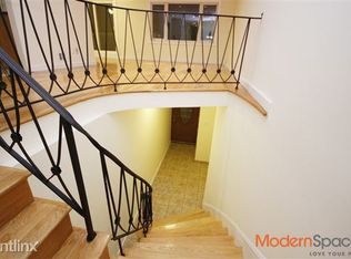 216-03 15th Rd, Flushing, NY 11360