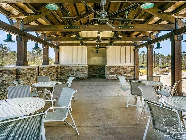 10992 Coues Dr — Photo 32