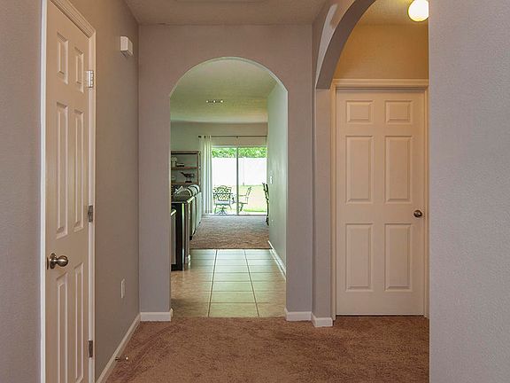 4th image of 1479 Lexington Sq SW