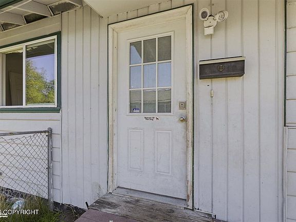 3rd image of 3705 E 18th Ave