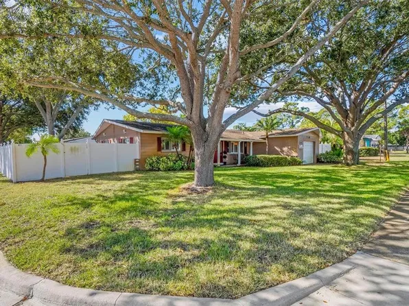 7000 38th Ave N, Saint Petersburg, FL 33710