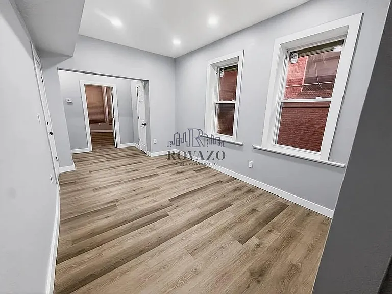 113-114 Elizabeth Ave #2 — Photo 6