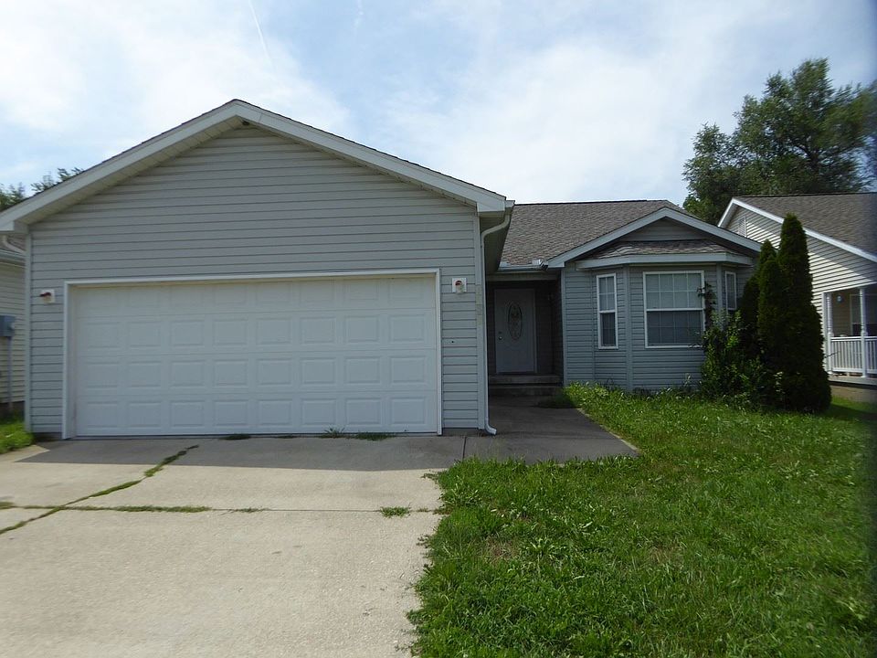 1st image of 3164 N 12th St