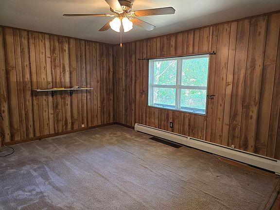 5th image of 245 Liekert Ave