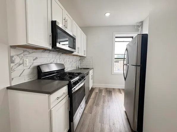 145 Bergen Avenue image 1 of 4