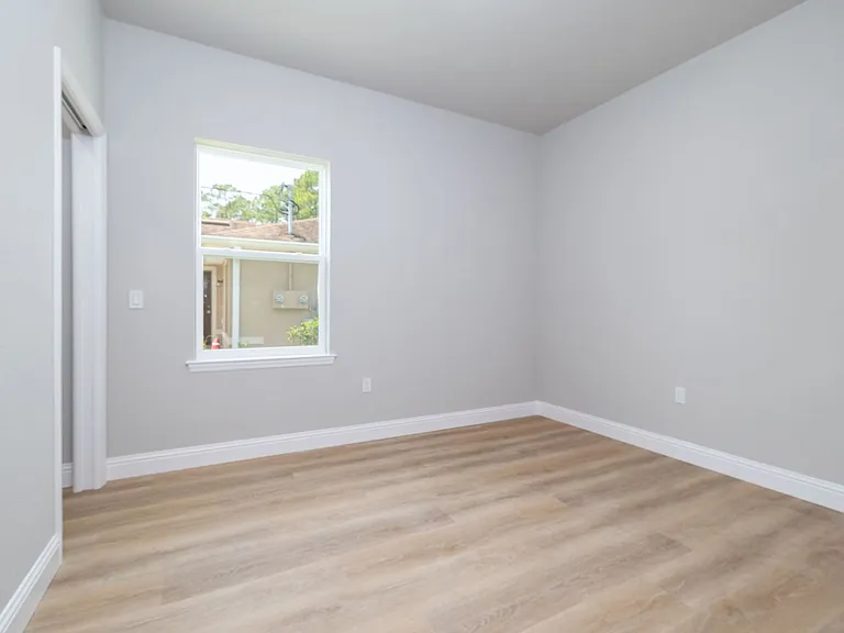 45 Providence Ln — Photo 11