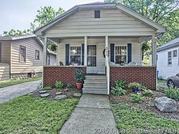 311 N Carson Ave photo 1